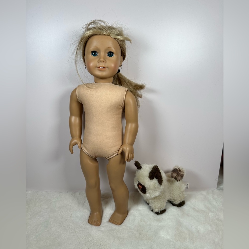 American Girl Doll - Truly Me #27 & Himalayan Kitten Toy Cat